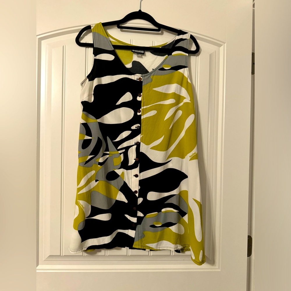 Manuhealii button front swing dress